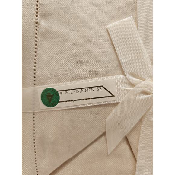 Vintage Irish Linen 64x84 Banquet Tablecloth & 8 Matching Napkins Ivory In Box - Picture 4 of 9